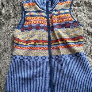 Icelandic Colorful Patterned high neck preppy zip vest size medium